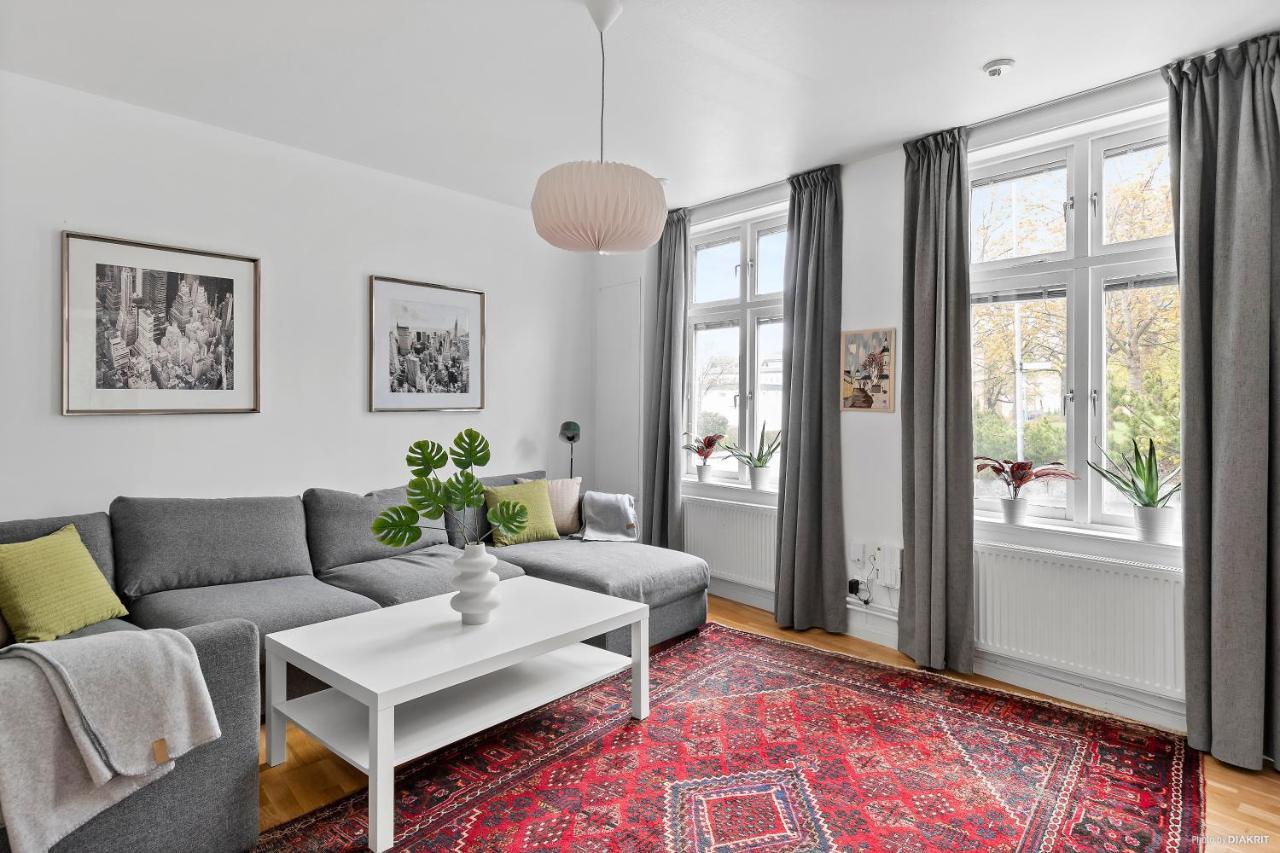 Hernoerum Storgatan - Centrala Laegenheter Harnosand Exterior photo